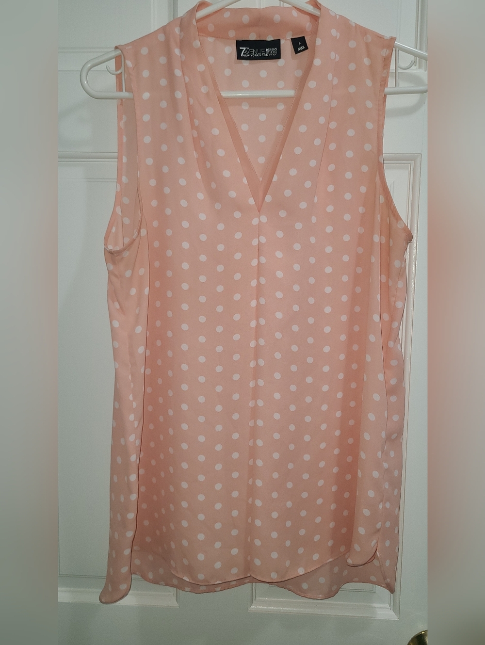 New York And Company 7th Avenue Peach Polka Dot V-Neck Sleeveless Blouse